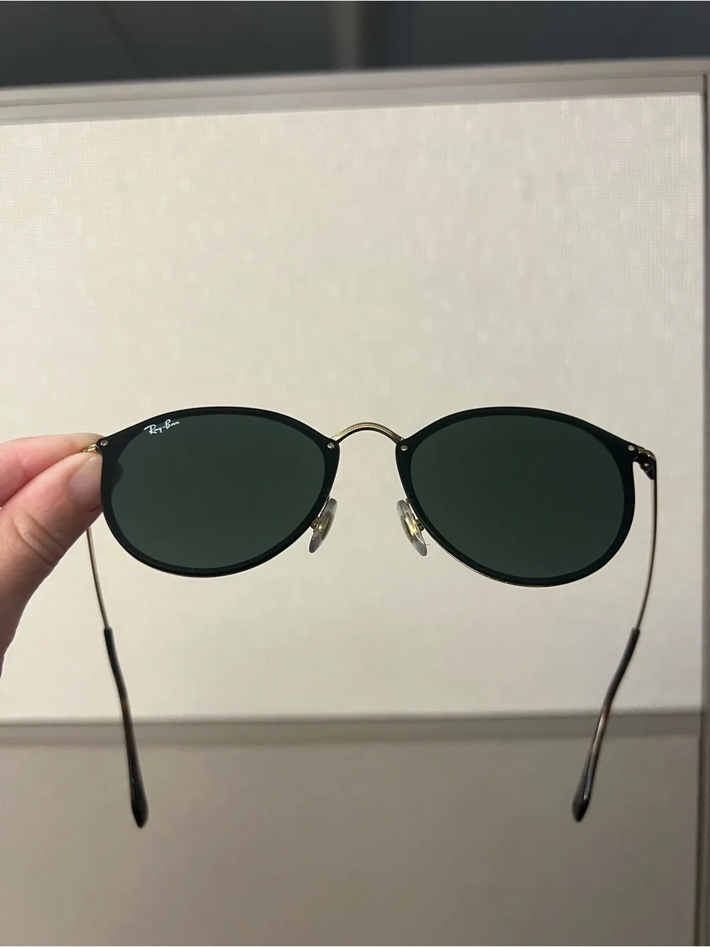Ray-Ban Round Sunglasses — Black Frame with Dark Green Lenses